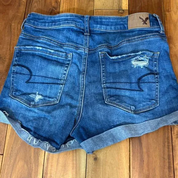 AMERICAN EAGLE 6 Distressed cuffed Women's Denim Navy Shorts - Picture 2 of 3